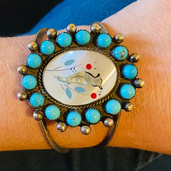 2XHP💕Vintage Navajo MOP Turquoise Inlay .925 Cuff - Picture 7 of 7